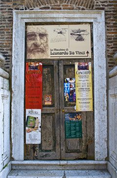 ITALY VENICE Da Vinci Doorway